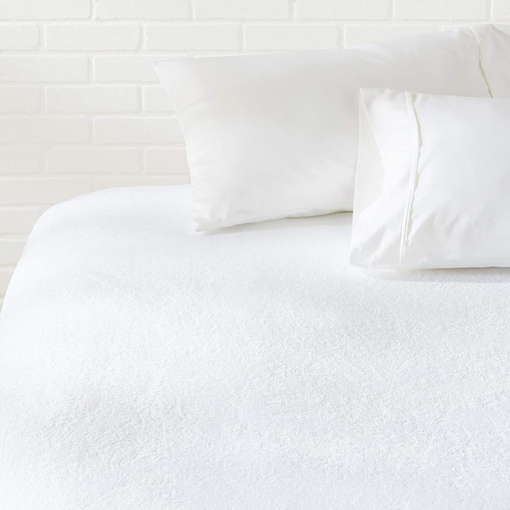 18" Twin Mattress Protector – Waterproof White