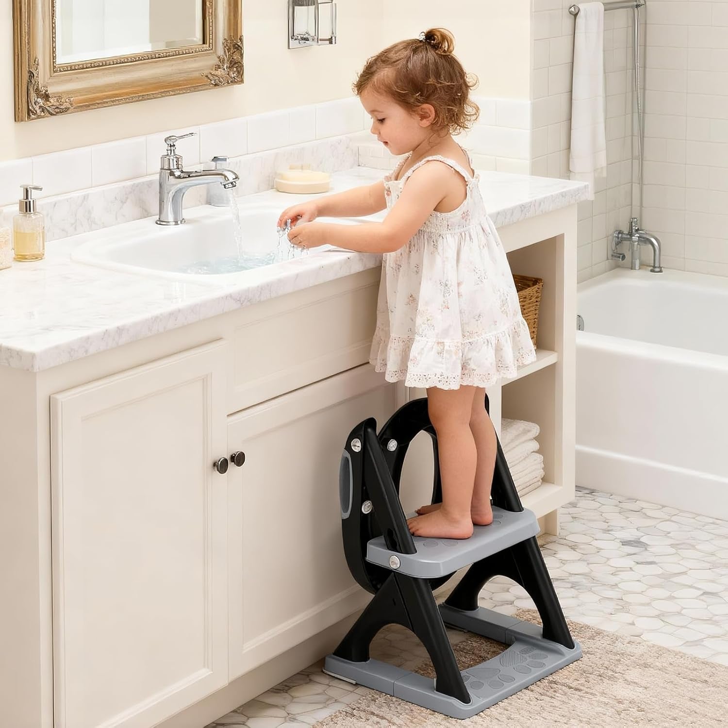 Potty Training Seat ， Potty Training Toilet with Step Stool Ladder, for Kids Boys Girls Toddlers - Comfortable Safe Potty Seat with Anti-Slip Pads Ladder (8898 Black)